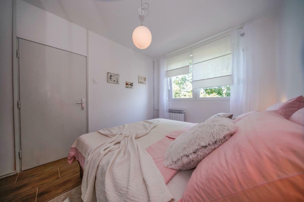 Apartment Happy Day Varaždin Екстериор снимка